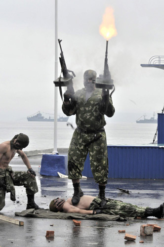 Russian seamen celebrate Navy Day
