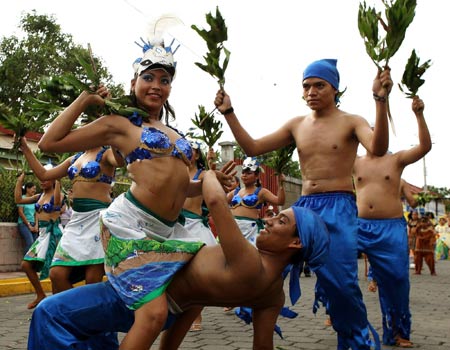 Carnival held to revive cyclone-torn town in Nicaragua