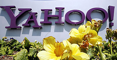 Microsoft, Yahoo agree on search deal