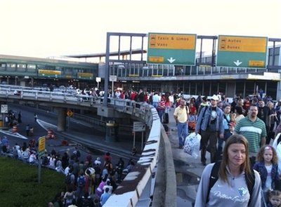 LaGuardia terminal evacuated in NYC, 1 in custody