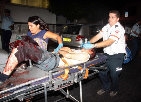 3 killed, 11 injured in Tel Aviv gay club shooting