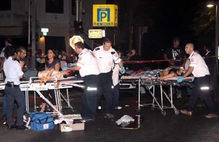 3 killed, 11 injured in Tel Aviv gay club shooting