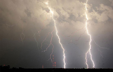 Lightning illuminates world