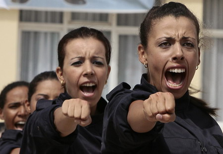 Muslim Algeria's pride: Policewomen
