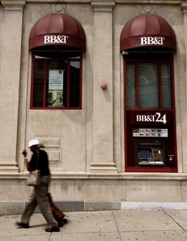 Five more banks closed in the US