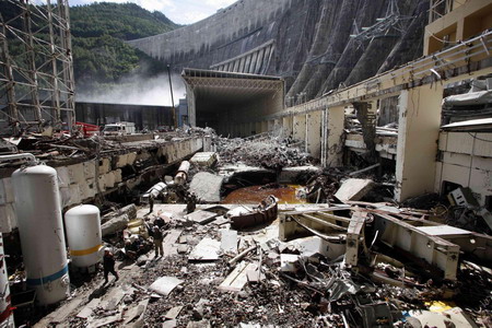 64 missing feared dead in Russia dam blast