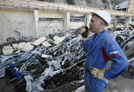 64 missing feared dead in Russia dam blast