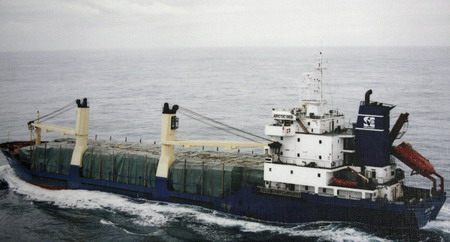 Arctic Sea crew, hijackers arrive in Moscow