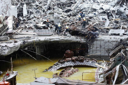 Russian hydro plant labeled unsafe in 1998