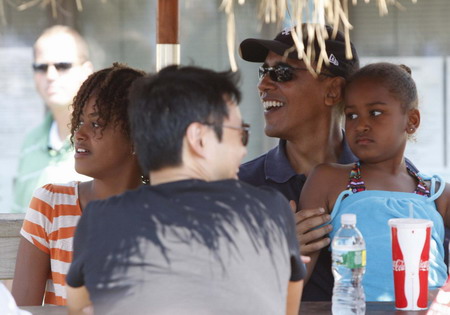US first family on vacation in Vineyard