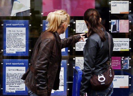Euro jobless rate climbs to 9.5%