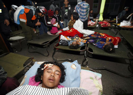 Indonesia quake death toll hits 44, likely to rise