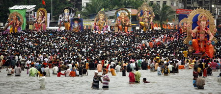 Hindu ritual see-off of Elephant God