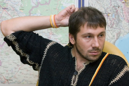 Russia tycoon says to prove innocence in Britain