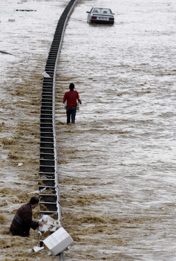 Heaviest rains in 80 years kill 31 in Turkey