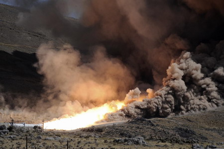 US tests rocket motor to replace space shuttles