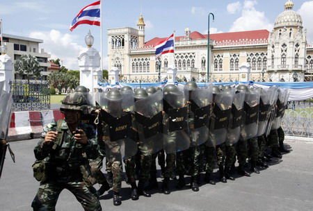 Thailand enacts security law to control protest