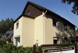 2 people die in poisoning at German therapy group