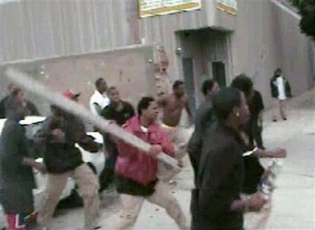 Video shows teens beating Chicago student to death