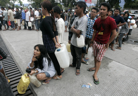 Death toll in Indonesia earthquake rises to 777