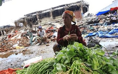 False hope from voice in rubble in Indonesia