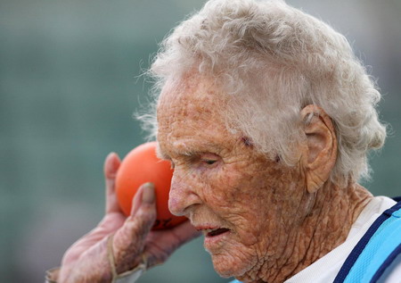 100-year-old competes in shot put final