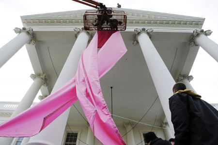 White House gets pink ribbon for breast cancer awareness