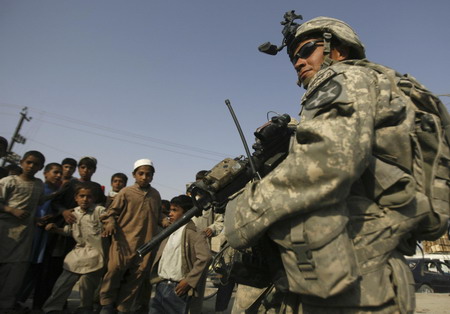 Multiple Afghan attacks kill 8 US troops