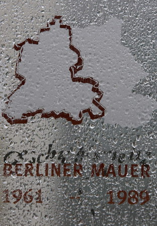 Germany marks the collapse of Berlin Wall