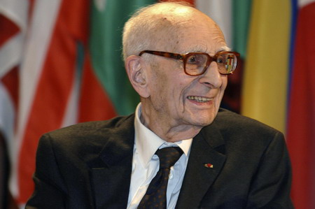 Claude Levi-Strauss dies at 100