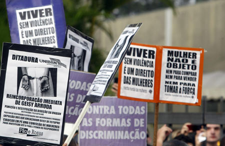 Brazilian university in trouble over mini-dress