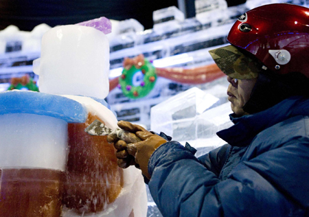 Chinese artisans contribute to ICE! Exhibit