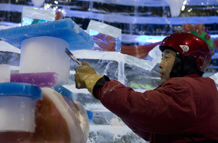 Chinese artisans contribute to ICE! Exhibit