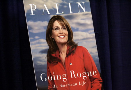 Thousands cheer Palin in Mich. for book tour