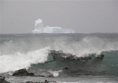 Icebergs head from Antarctica for New Zealand