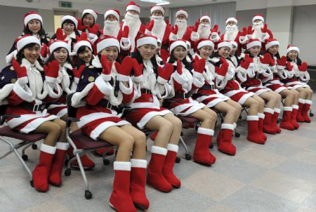 Santa penguins are coming!