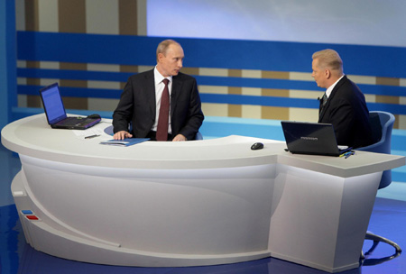 Putin: Will consider running for president in 2012