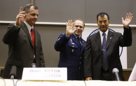 Russia announces new space crew