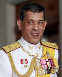 Ailing Thai king calls for peace on 82nd birthday - 0022190fd3300c845d5521