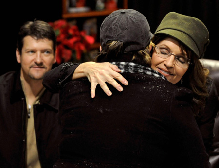 Palin book signing draws 2,000 in N Virginia