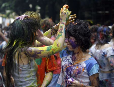 Greet colorful vacation with colorful appearance