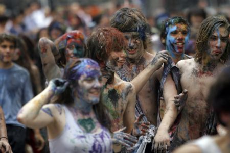 Greet colorful vacation with colorful appearance