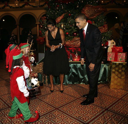 Obama attends the Christmas in Washington Celebration