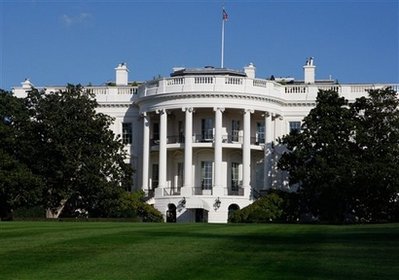Tourists enjoy White House breakfast