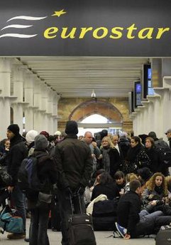 Eurostar resumes service between Paris and London