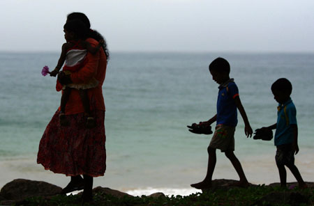 Indonesia commemorates tsunami