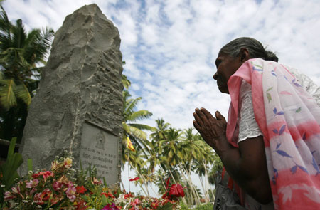 Indonesia commemorates tsunami