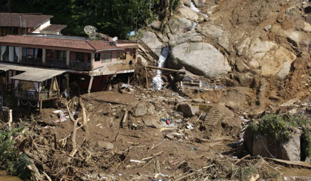 Mudslide kills 16 in Brazil