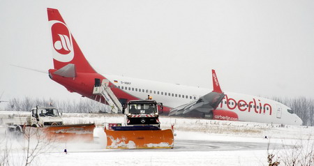 Plane comes off runway at Dortmund airport