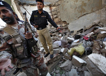 Explosion at Karachi house kills at least 8